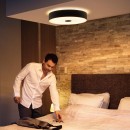 Philips Hue 8719514341258 LED-Deckenleuchte Still 1x25w | 2750-2900lm | 2200-6500K - White Ambiance, Fernbedienung, Bluetooth, schwarz